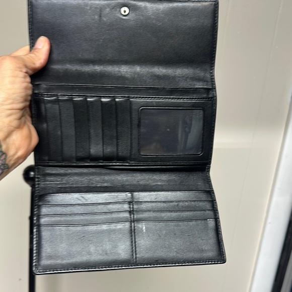 Coach Black and Cream Trifold Signature Wallet - Picture 3 of 11